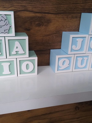 Kit com 14 cubos com molduras