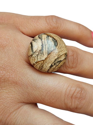Anel pedra natural jasper madeira
