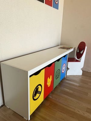Organizador de brinquedos avengers com escrivaninha cadeira