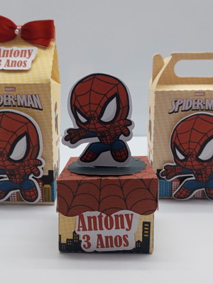 Caixa cubo com aplique 3d- baby