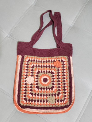 Bolsa square em crochê
