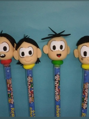 Kit festa: ponteira de lápis em biscuit tema turma