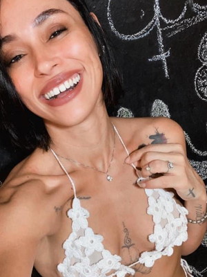 Biquíni flores crochê