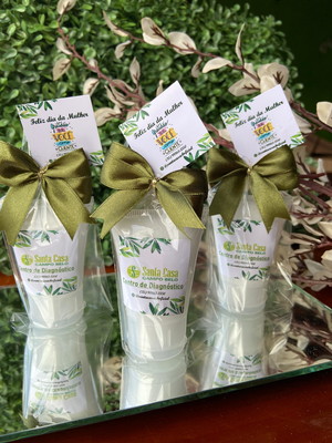 Bisnaga com creme hidratante - mimo para o dia da mulher