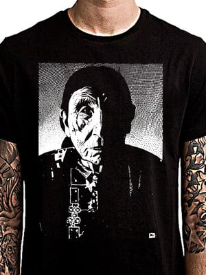 Camiseta moebius, xamã.