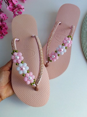Chinelo feminino bordado havaianas slim com perolas e strass