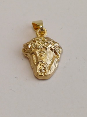Pingente face de cristo folhado a ouro 18k
