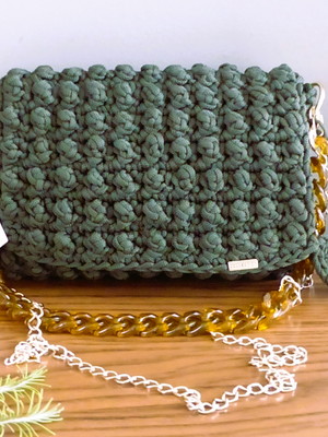 Bolsa de crochê fio náutico verde oliva
