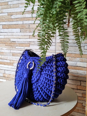 Bolsa de fio de malha azul