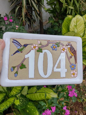 Placa número de casa em cerâmica - 28 x 17 cm