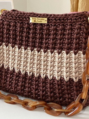 Bolsa de crochê em fio náutico alça de resina