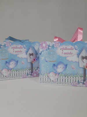 Sacolinha personalizada com laço jardim encantado