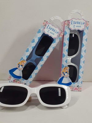 Óculos na caixa personalizada