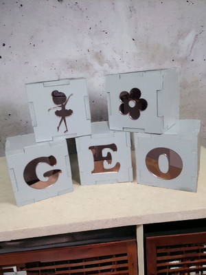 Cubo dado mdf letra personalizado