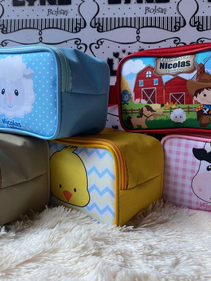 Bolsa personalizada necessaire pp fazendinha