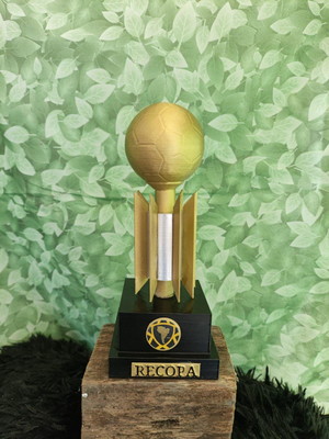 Réplica taça recopa sulamericana