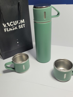 Kit café térmico com 3 xícaras personalizado a laser