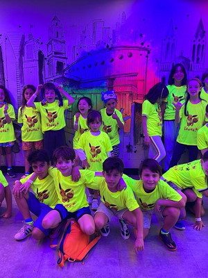 Pedido kit 35 camisetas neon personalizada