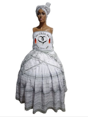 Roupa de santo guippir branco e prata candomblé/umbanda