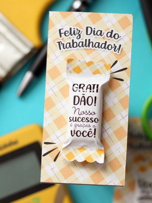 50 cards + 50 balas personalizados dia do trabalhador