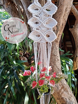 Suporte de plantas em macramê folhas