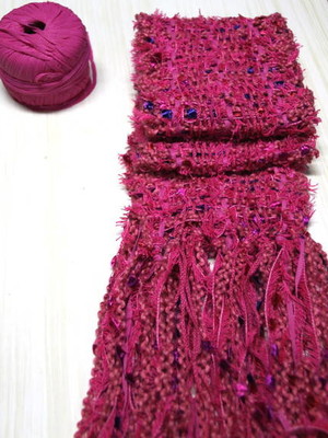 Cachecol rose violet com sedinha