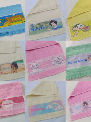 Kit com 4 toalhinhas infantis personalizadas para escola