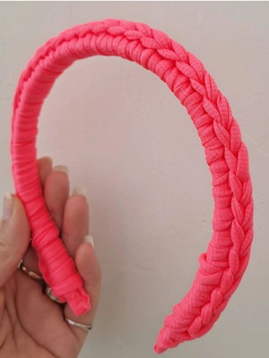 Tiara infantil ou adulta
