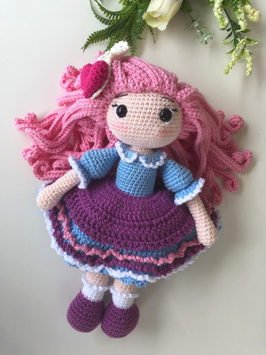 Boneca mel amigurumi