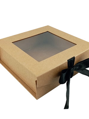 Caixa cartonada com visor 15 x 15 x 5cm