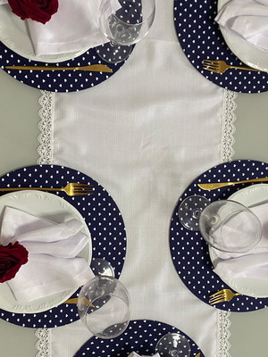 Trilho de mesa com renda guipir