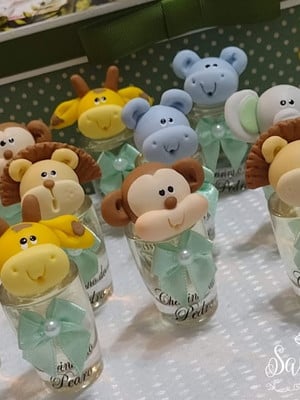 Lembrancinha maternidade safari, perfume personalizado
