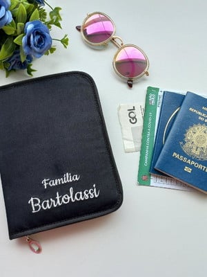 Carteira porta 05 passaportes | família | personalizada
