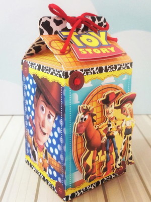 Kit básico toy story menino -50 peças