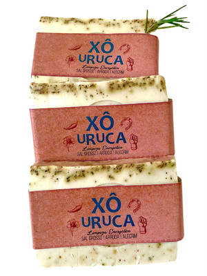 03 sabonetes para limpeza energética xô uruca com sal grosso