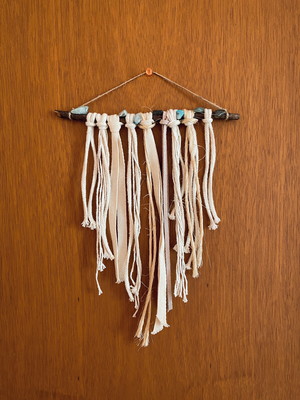 Painel de macrame - mobile, cristais naturais