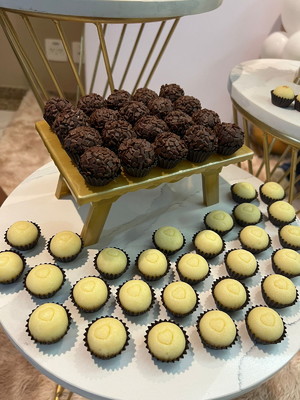 Cento de brigadeiros gourmet