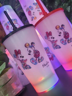 Copos leds com tampas e canudos - 500ml