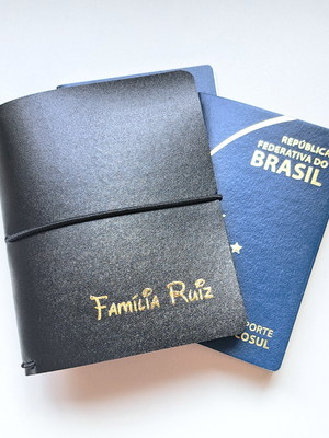 Porta-passaporte familiar personalizado - até 6 passaportes