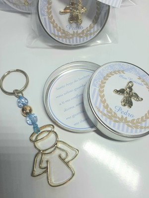 Chaveiro de anjo na latinha com mini terço