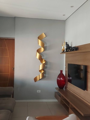 Escultura de parede abstrata fita metal 160cm