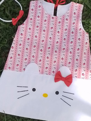 Vestido hello kitty - trapézio estampado- tam 2-8 anos