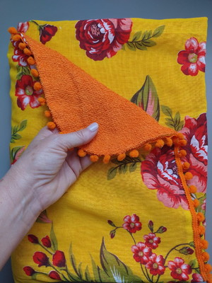 Canga atoalhada 100% algodão com fita pompom praia e piscina