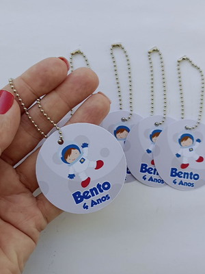 Tag personalizada astronauta 5cm com correntinha
