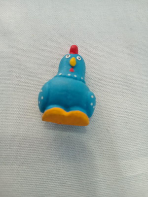 Galinha pintadinha em biscuit com imã (kit com 10)