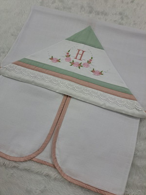 Toalha fralda com capuz personalizada