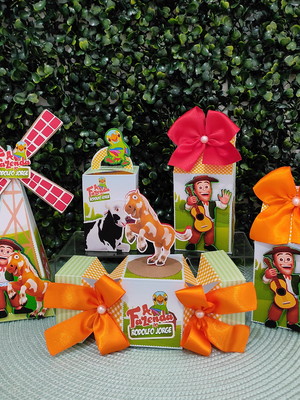 Kit 24 lembrancinhas a fazenda do zenon