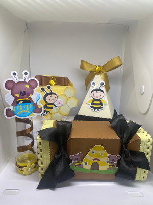 Kit 48 peças personalizadas abelhinha