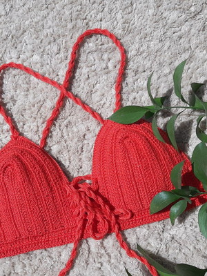 Top cropped crochê frente única