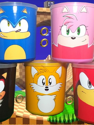 Kit com 15 latas tipo ninho sonic com massinha